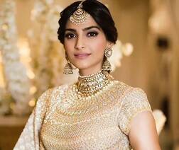 શાહીન બાગ ફાયરિંગ પર ભડકી આ બોલિવૂડ એક્ટ્રેસે, કહ્યું- ‘જો તમે હિંદુ હો તો...’