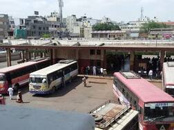 રાજકોટમાં ST વિભાગના 30 ડ્રાઈવર, કન્ડક્ટરોને ડિસમિસ કરી દેવાયા, જાણો કારણ