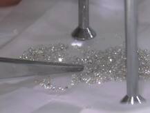 કોરોના વાયરસથી સુરતના હીરા ઉદ્યોગને થશે કરોડોનું નુકસાન, આંકડો જાણીને રહી જશો દંગ