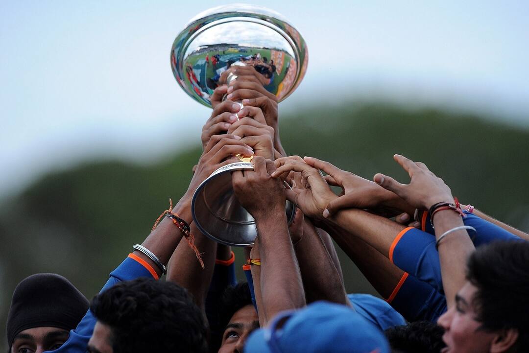 under 19 world cup 2020 india vs bangladesh final અંડર-19 વર્લ્ડ કપઃ 32 વર્ષમાં 13 ટાઈટલ, ભારતમાં નથી રમાઈ એકપણ ટૂર્નામેન્ટ, જાણો કેમ
