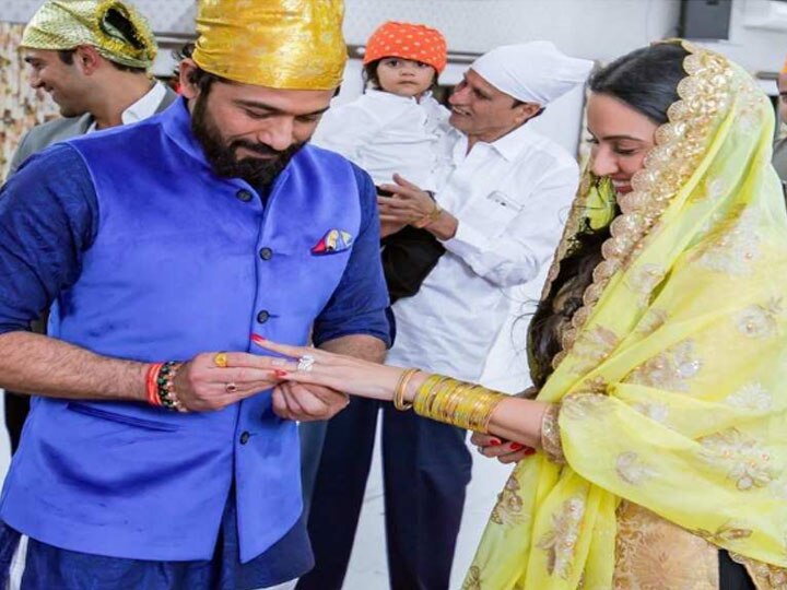 Pics: TV Actress Kamya Punjabi gets engage with beau Shalabh Dang TV અભિનેત્રી કામ્યા પંજાબીએ બોયફ્રેન્ડ સાથે કરી સગાઈ, હવે શરૂ થઈ લગ્નની વિધિઓ
