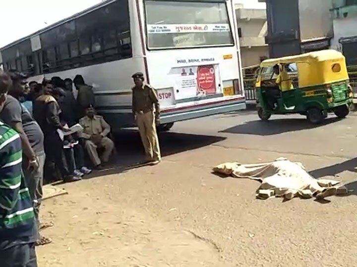 Woman Died in Bus Accident at Ahmedabad અમદાવાદ: એસટી બસમાં ઉતાવળમાં ચઢવા જતાં મહિલાનું ઘટનાસ્થળે મોત, જાણો