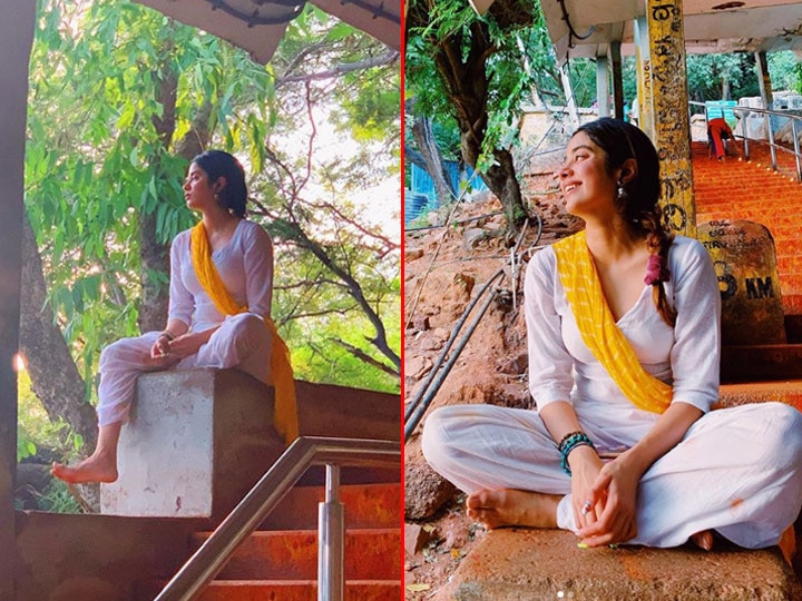 Bollywood Actress Janhvi Kapoor offers prayers at Tirupati Balaji temple બોલિવૂડની આ અભિનેત્રીએ 3500 સીડી ચઢીને તિરુપતિ બાલાજી મંદિરે કર્યાં દર્શન