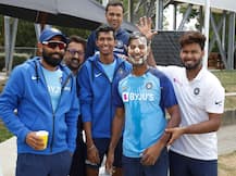ટીમ ઈન્ડિયાએ મેદાન પર સેલિબ્રેટ કર્યો મયંક અગ્રવાલનો બર્થ ડે, જુઓ તસવીરો