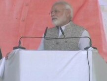 વારાણસીઃ PM મોદીએ દીનદયાલ ઉપાધ્યાયની પ્રતિમાનું કર્યું લોકાર્પણ, મહાકાલ એક્સપ્રેસને આપી લીલી ઝંડી