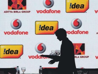 Vodafone idea and tata teleservices made payment to dot towards agr dues SCની ફટકાર બાદ વોડાફોન-આઇડિયાએ 2,500 અને TATAએ 2,190 કરોડ રૂપિયાની કરી ચુકવણી, જાણો વિગત