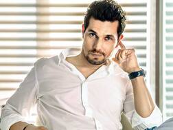 વન વિભાગના કર્મચારીઓને લઈને આ બોલિવૂડ એક્ટરે PM મોદી અને પ્રકાશ જાવડેકરને કર્યું ટ્વીટ, કરી આ અપીલ