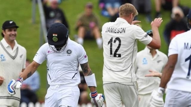 nz vs ind 1st test match at wellington india vs new zealand kyle jamieson reaction on virat kohli wicket watch here NZ vs IND: પ્રથમ ટેસ્ટમાં 6 ફૂટ 8 ઇંચ લાંબા બોલરે મચાવ્યો તરખાટ, ટીમ ઇન્ડિયાનો ફિયાસ્કો