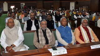 બિહારમાં નહીં લાગુ થાય NRC, વિધાનસભામાં પાસ થયો પ્રસ્તાવ; NPRને લઈ લીધો આ મોટો ફેંસલો