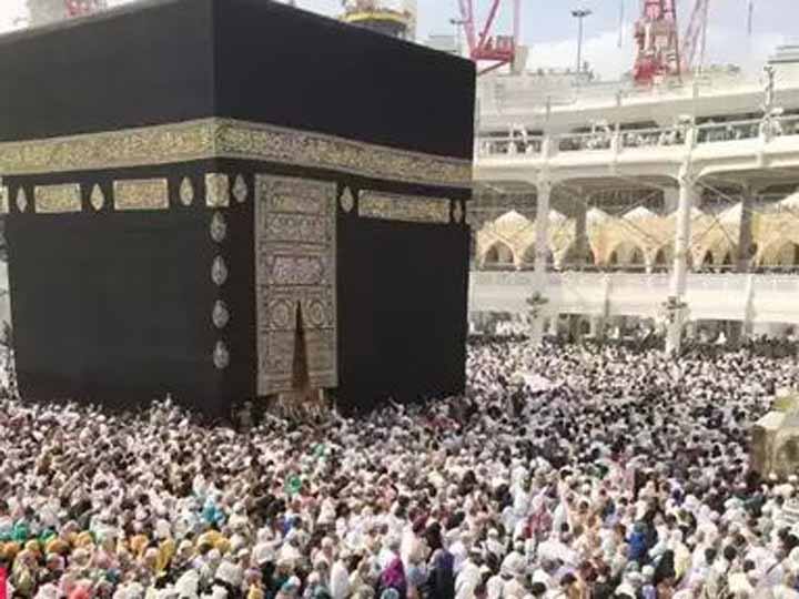 Coronavirus: Saudi Arabia suspends entry for pilgrims visiting holy sites કોરોના વાયરસઃ સાઉદી સરકારે હજ અગાઉ મક્કામાં વિદેશીઓના પ્રવેશ પર લગાવ્યો પ્રતિબંધ