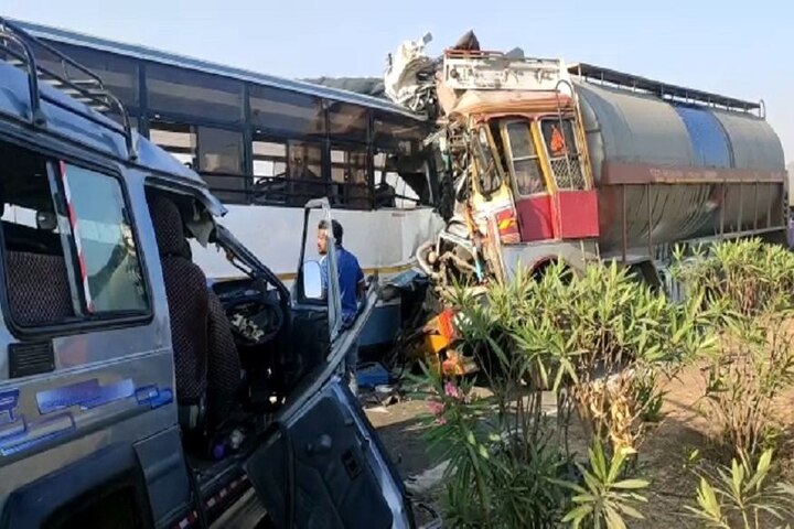 Tapi: Triple accident near Songadh 8 died તાપીઃ સોનગઢ નજીક ટ્રક, ST બસ અને જીપ વચ્ચે ટ્રિપલ અકસ્માત, 8નાં મોત, 20થી વધારે ઘાયલ