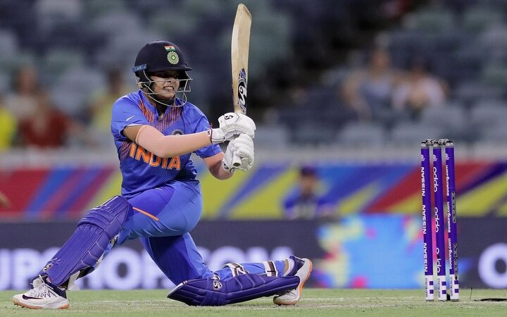  Shafali Verma on top spot in ICC Womens T20I rankings ICC Women’s T-20 Rankings: ભારતની શેફાલી વર્માએ રચ્યો ઈતિહાસ, 16 વર્ષની ઉંમરે જ બની વિશ્વની નંબર-1 બેટ્સમેન