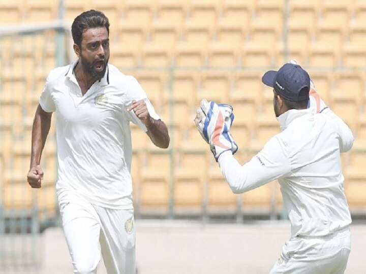 Jaydev Unadkat breaks 21-year-old record to guide Saurashtra to Ranji Trophy final રણજી ટ્રોફીઃ ગુજરાત સામેની સેમિફાઇનલમાં જયદેવ ઉનડકટે ઝડપી10 વિકેટ, 21 વર્ષ જૂનો રેકોર્ડ તોડ્યો