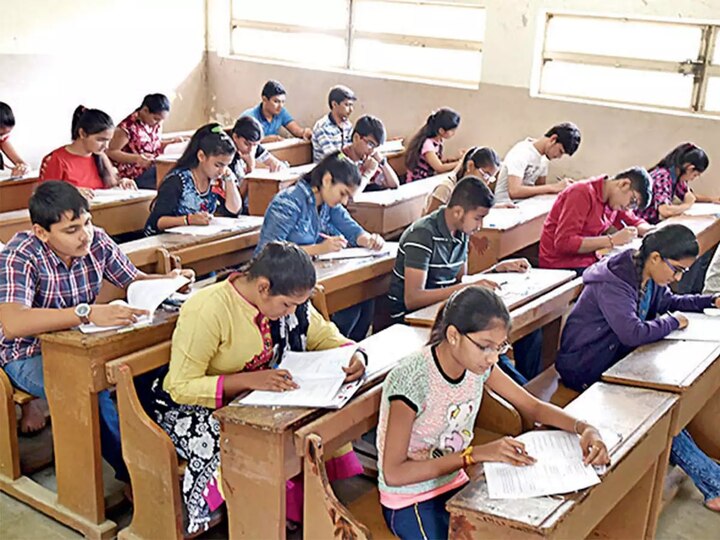Gujarat Board class 10 and 12 exams 2020 t0 begins today ગુજરાત બોર્ડની ધો.10 અને ધો. 12ની પરીક્ષાનો આજથી પ્રારંભ, 17.53 લાખ વિદ્યાર્થીઓ આપશે પરીક્ષા