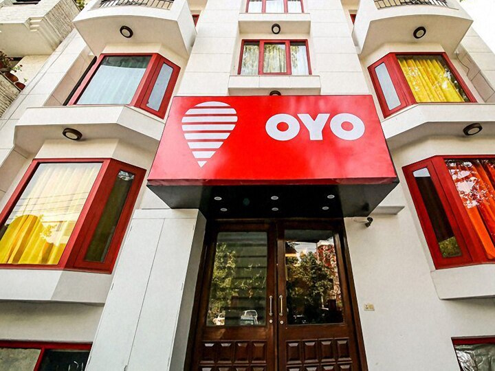 Oyo Hotels to sack 5000 employees in quest for profitable growth કોરોનાથી OYO હોટલ્સના બિઝનેસને લાગ્યો મોટો ઝટકો, 5000 કર્મચારીઓની કરશે છંટણી