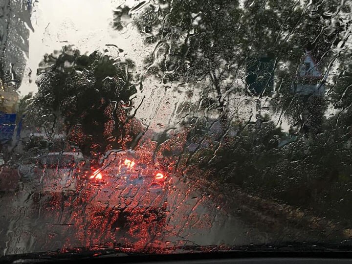Heavy rainfall in Gujarat ગુજરાતમાં કઈ-કઈ જગ્યાએ ખાબક્યો ધોધમાર વરસાદ? ખેડૂતો મુશ્કેલીમાં મુકાયા, જાણો