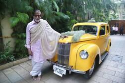 અમિતાભ બચ્ચને અચાનક જ ટ્વીટર પર શેર કરી ફોર્ડની પીળા રંગની વિન્ટેજ કારની તસવીર, જાણો કેમ?