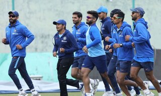 IND vs SA: ટીમ ઈન્ડિયામાં છવાયો કોરોનાનો ડર, BCCIએ માર્ગદર્શિકા જાહેર કરી કહ્યું- ફેન્સ સાથે સેલ્ફી પણ નહીં લઈ શકો