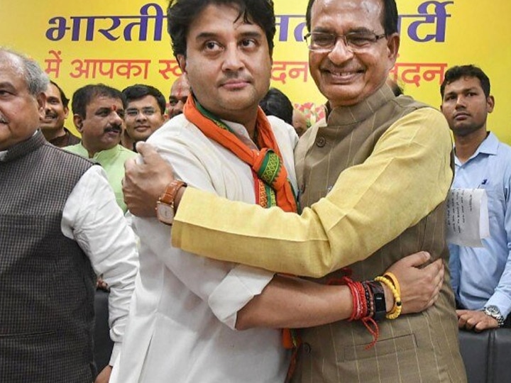 In Madhya Pradesh BJP started forming a government મધ્યપ્રદેશમાં BJPએ સરકાર બનાવવા શરૂ કરી કવાયત, ભાજપના આ નેતા રાજ્યપાલને મળ્યાં? જાણો