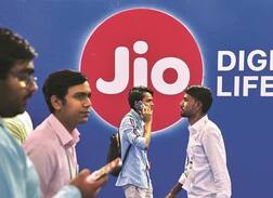Reliance Jio યૂઝર્સ છો ? જાણો શું છે IUC ટોપ અપ વાઉચર્સ અને કેવા છે તેના ફાયદા