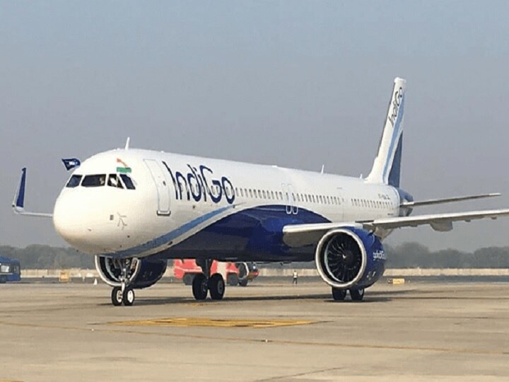 Coronavirus Impact IndiGo CEO Ronojoy Dutta announces pay cut for most employees કોરોનાની અસર: IndiGoના કર્મચારીઓના વેતનમાં કરાયો ઘટાડો, CEO પણ 25 ટકા ઓછો પગાર લેશે