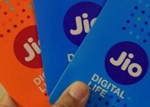 કોરોનાથી લડવા બમણો ડેટા આપી રહી છે Jio, જાણો ડેટા પેકની કિંમત