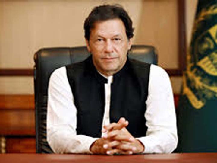 Pakistan PM Imran Khan announces multi-billion stimulus package as coronavirus cases rise to 956 કોરોના વાયરસ સામે લડવા પાકિસ્તાનના વડાપ્રધાને ખોલ્યો ખજાનો, 1.13 ટ્રિલિયન રૂપિયાના પેકેજની કરી જાહેરાત
