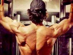 Corornavirus: બોલિવૂડના કયા અભિનેતાએ 20 લાખ રૂપિયા આર્થિક મદદ કરી? જાણો