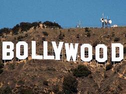 બોલીવુડનો આ સુપરસ્ટાર ફિલ્મ ઈન્ડસ્ટ્રીના 25 હજાર કામદારોને કરશે મદદ, ખાતામાં સીધા રોકડા રૂપિયા કરાવશે જમા