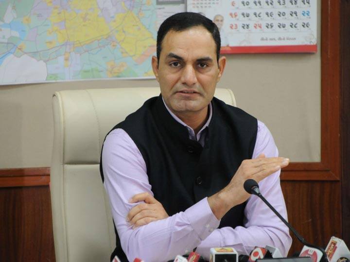 મ્યુનિસિપલ કમિશનર વિજય નહેરાએ અમદાવાદીઓને શું કરી અપીલ? જાણો Corona Update: Ahmedabad Municipal Commissioner Vijay Nehra Statement મ્યુનિસિપલ કમિશનર વિજય નહેરાએ અમદાવાદીઓને શું કરી અપીલ? જાણો