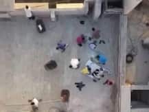 લોકડાઉનની સ્થિતિ વચ્ચે સુરતમાં લોકોને ટેરેસ પર ભજીયાં પાર્ટી કરવી મોંઘી પડી ? જાણો કેમ