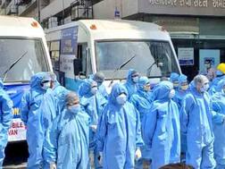 બૉલીવુડના આ હીરોએ પોતાની આખેઆખી હૉટલ ડૉક્ટરો-મેડિકલ સ્ટાફને સોંપી દીધી, જાણો વિગતે