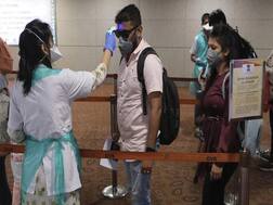 કોરોનાવાયરસઃ આ સુપરસ્ટારનો પુત્ર કેનેડામાં ફસાઈ ગયો, જાણો વિગતે