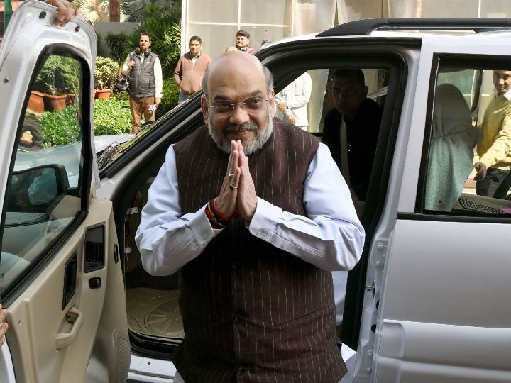 Palghar mob lynching home minister amit shah speaks to maharashtra cm uddhav thackeray પાલઘર મોબ લિંચિંગ: અમિત શાહે ઉદ્ધવ ઠાકરે સાથે કરી વાત, CMએ કહ્યું- ઘટનામાં સામેલ લોકોને પકડવામાં આવ્યા