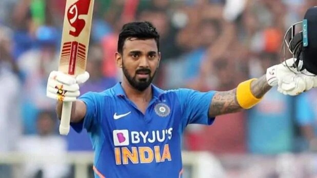 Corona Help: cricketer kl rahul bat and jersey sold for 8 lakh rupees કેએલ રાહુલની પ્રસંશનીય પહેલ, મદદ માટે હરાજી કરીને ભેગા કર્યા 8 લાખ રૂપિયા