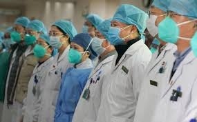 COVID-19: PPE કિટ ના મળવાથી જર્મનીમાં ડૉક્ટરોએ નગ્ન થઇને સરકાર સામે વિરોધ પ્રદર્શન શરૂ કર્યુ