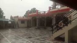 ગુજરાતના આ જિલ્લામાં કમોસમી વરસાદ- વાવાઝોડાએ બે વ્યક્તિનો લીધો ભોગ, 100 મકાનોનાં છાપરાં ઉડ્યાં