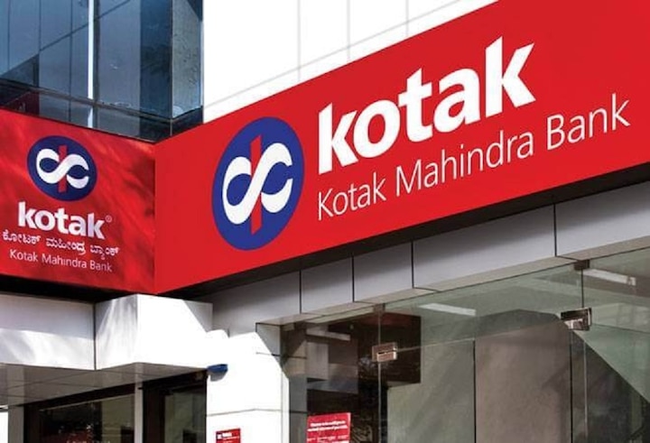 kotak mahindra bank will cut 10 percent salary of those who get package of more then 25 lakhs દેશની આ દિગ્ગજ ખાનગી બેંકે કર્મચારીઓના પગારમાં કર્યો 10 ટકાનો ઘટાડો, 25 લાખથી વધારે પેકેજ...