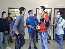 લોકડાઉન-3 : ફિલિપાઇન્સમાં ફસાયેલા 11 ગુજરાતી વિદ્યાર્થીઓ પહોંચ્યા વતન, જાણો વિગત