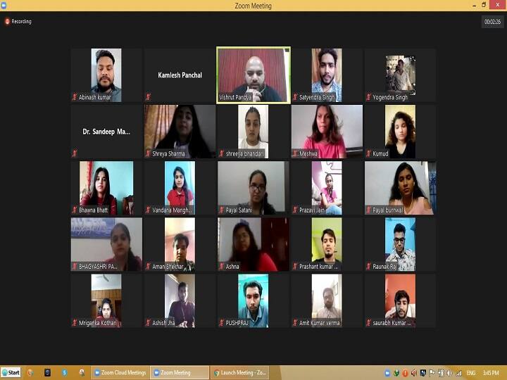 online summer internship program has been conducted for the students of Shanti Business School during covid-19 lockdown લોકડાઉનઃ લર્નિંગ, ડુઇંગ, અને  ઇમ્પ્લિમેન્ટિંગ જેવા ત્રણ સ્તંભો પર આધારિત  ''શાંતિ બિઝનેસ સ્કૂલ''નો  ઓનલાઈન  સમર ઇન્ટર્નશિપ પ્રોગ્રામ 