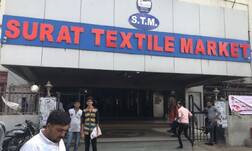 સુરતમાં ટેક્સટાઈલની દુકાનો ઓડ-ઈવન નિયમ સાથે કેટલા કલાક સુધી ચાલુ રાખી શકાશે ? જાણો