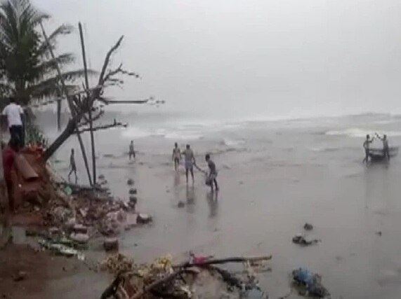 cyclone amphan may be hits bengal coast 'એમ્ફાન'ની આજે બંગાળ-ઓડિશાના દરિયાકાંઠે થશે એન્ટ્રી, 185 કિમીની ઝડપે ત્રાટકવાની સંભાવના