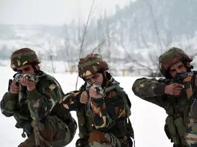 india and china increase army troops in ladakh લદ્દાખમાં ભારત-ચીન વચ્ચે તણાવ વધ્યો, બન્ને દેશોએ બોર્ડર પર સૈનિકોની સંખ્યા વધારી