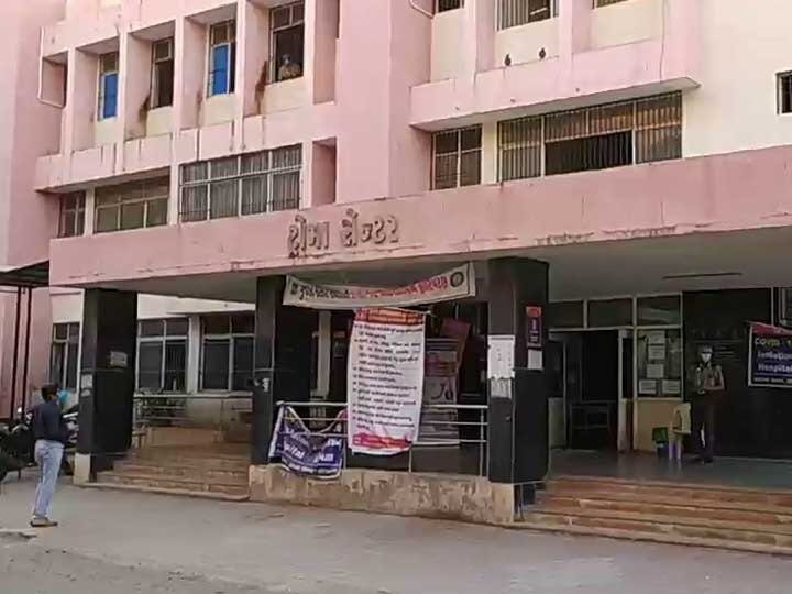 More three covid-19 patients free from hospital in Bhavnagar, now 14 active cases in district  સૌરાષ્ટ્રના આ જિલ્લા માટે રાહતના સમાચાર, વધુ ત્રણ દર્દીઓએ કોરોનાને આપી મ્હાત, જાણો વિગત