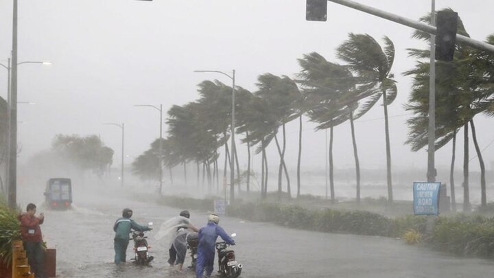 Hurricane from the Arabian Sea is likely to hit the coast of Gujarat, Maharashtra મહારાષ્ટ્ર અને ગુજરાત પર તોળાતું વાવાઝોડાનું જોખમ, પણ ક્યાં ત્રાટકશે તેની આગાહી હાલ અશક્ય