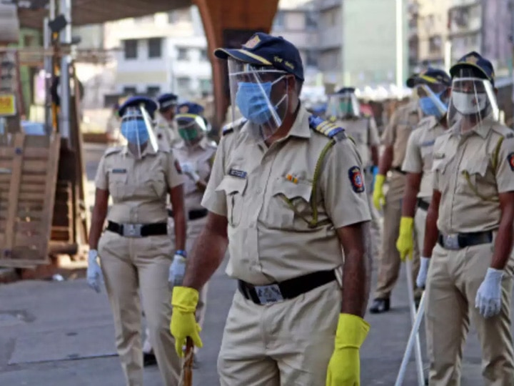 114 More Police Officers positive case of corona in Maharashtra મહારાષ્ટ્રમાં વધુ 114 પોલીસ કર્મચારીઓને કોરોના પોઝિટિવ, અત્યાર સુધી કેટલા જવાન સંક્રમિત થયા? જાણો આ રહ્યો લેટેસ્ટ આંકડા