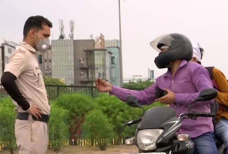 Unlock 1: MHA issues national directives for COVID19 management ત્રણ તબક્કામાં દેશને કરાશે અનલોક, લોકોએ કરવું પડશે આ નિયમોનું ચુસ્ત પાલન, જાણો વિગતે