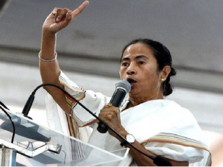 Mamta banerjee big announcement bengal government will give free ration by june 2021 PM મોદી બાદ મમતા બેનર્જીની મોટી જાહેરાત, બંગાળ સરકાર જૂન 2021 સુધી આપશે મફત અનાજ