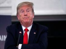 અમેરિકામાં તોફાને ચડેલા ટોળાએ વ્હાઈટ હાઉસ બહાર આગ લગાડી દેતાં ટ્રમ્પને ચૂપચાપ બંકરમાં લઈ જવા પડ્યા, જાણો વિગત