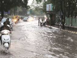 સૌરાષ્ટ્રના કયા-કયા વિસ્તારમાં ગાજવીજ સાથે ભારે વરસાદ ખાબક્યો? પાકના કેવા થયા હાલ? જાણો